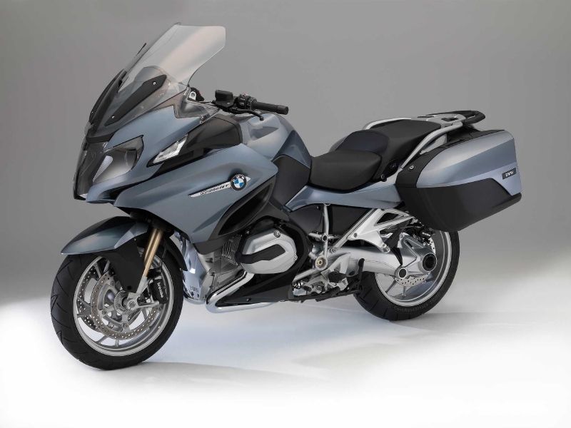 Letošní titul Motocykl roku v tuzemsku získal cestovní stroj BMW R1200 RT. O vítězi rozhodla dvacetičlenná odborná porota i hlasování veřejnosti. 