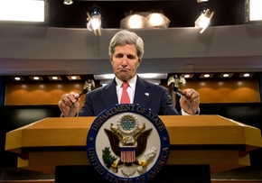 Kerry velmi ostře proti Moskvě.