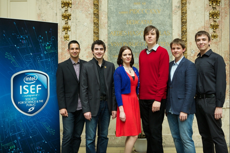 Mladí a šikovní. Zleva Michael Bártla, Václav Kotyza, Aranka Hrušková, Jan Mazáč, Robin Kryštůfek a Marek Novák.