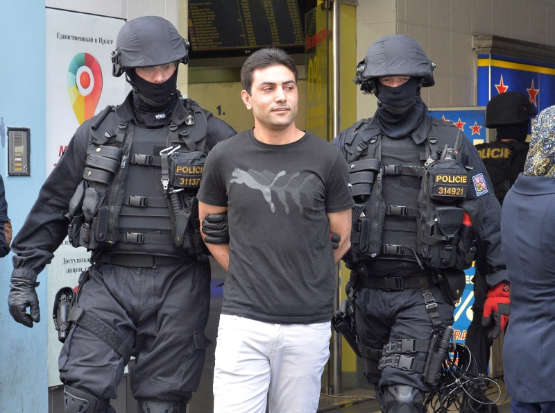 Jedním z míst, kde policisté zasahovali, bylo i sídlo Islámské nadace Praha v ulici Politických vězňů (na snímku). 