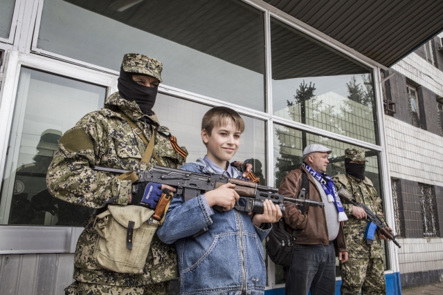 Proruští separatisté obsazují další budovy (ilustrační foto).