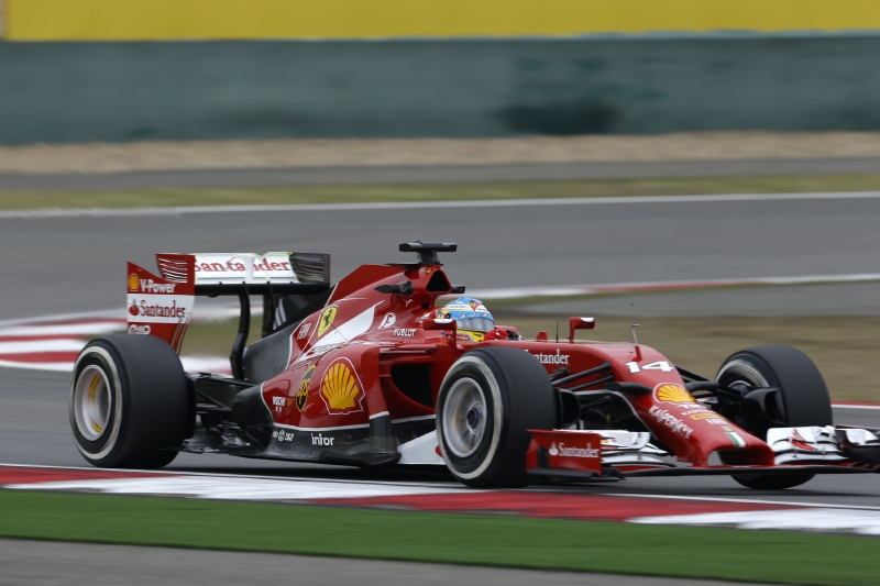 Na městském okruhu v Baku by se mohly formule 1 prohánět už příští rok.