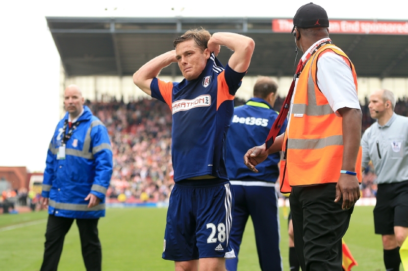 Fotbalista Scott Parker smutní, Fulham má jistotu sestupu.