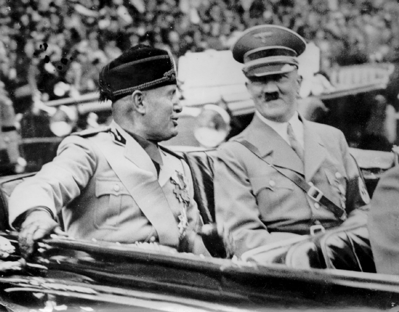 Mussolini s Hitlerem roku 1937.