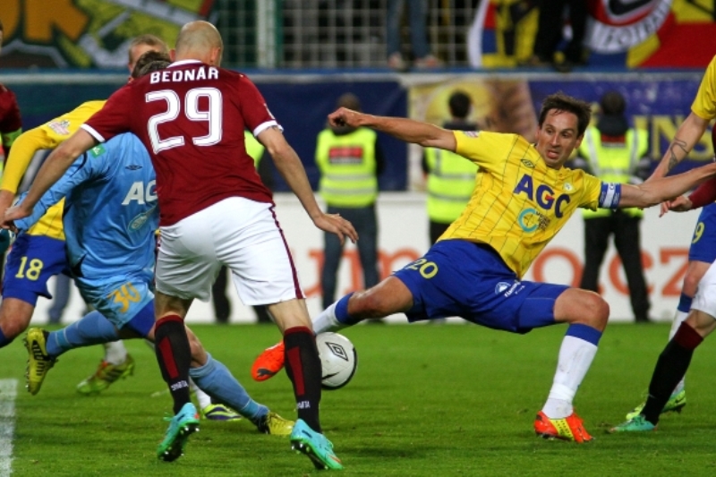 Momentka ze zápasu Teplice - Sparta.
