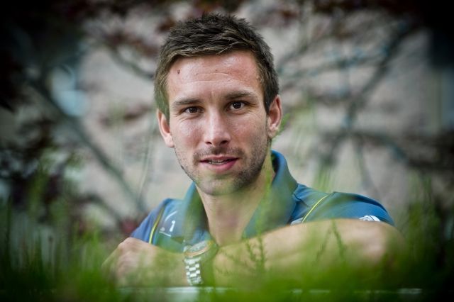 Badmintonista Petr Koukal před více než třemi lety prodělal závažné onemocnění, ale už je zpět ve hře a upozorňuje ostatní muže na zdravotní rizika.