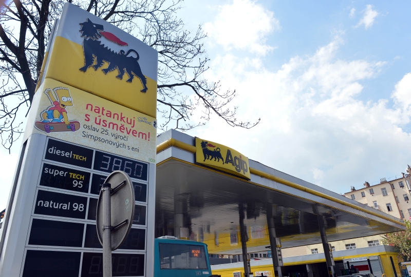 MOL přebere v Česku 125 stanic Agip. MOL přebere v Česku 125 stanic Agip.