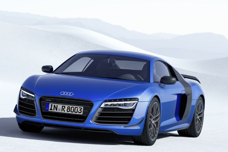 Audi R8 LMX s laserovými dálkovými světlomety.