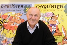 Jakub Němeček v redakci Čtyřlístku.