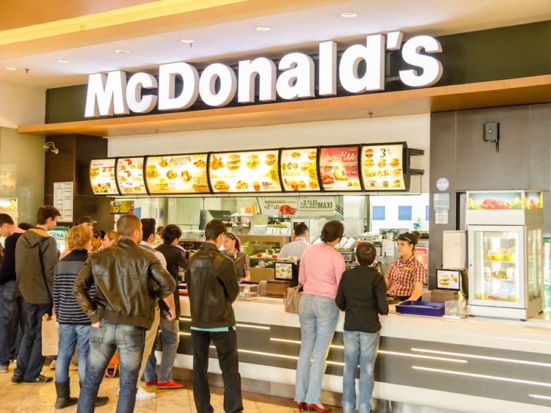 Úřad provedl 28 kontrol u řetězce McDonald´s ČR (ilustrační foto).