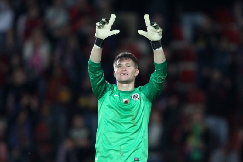Sparťanský brankář Tomáš Vaclík se raduje z triumfu.