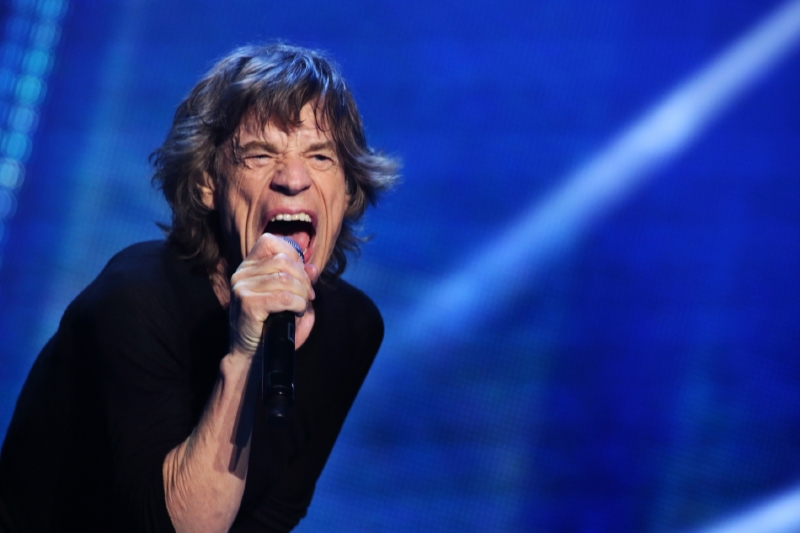 Mick Jagger ještě nedávno truchlil nad ztrátou přítelkyně, nyní se může těšit z pravnoučete. Mick Jagger ještě nedávno truchlil nad ztrátou přítelkyně, nyní se může těšit z pravnoučete.