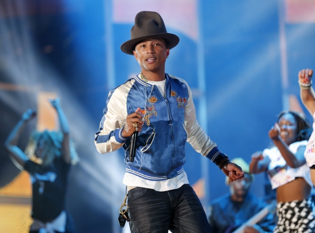 Pharrell Williams vystoupí v Praze.