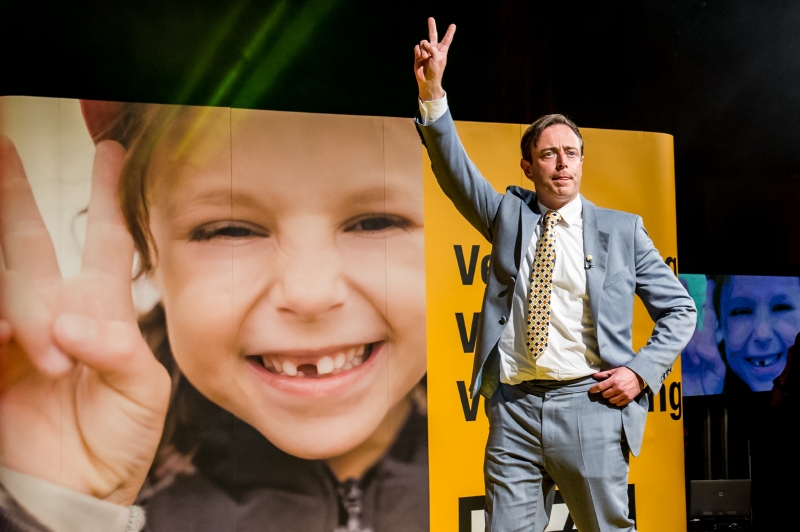 Šéf Nové vlámské aliance Bart de Wever ve Vlámsku se svou stranou opět vyhrál.
