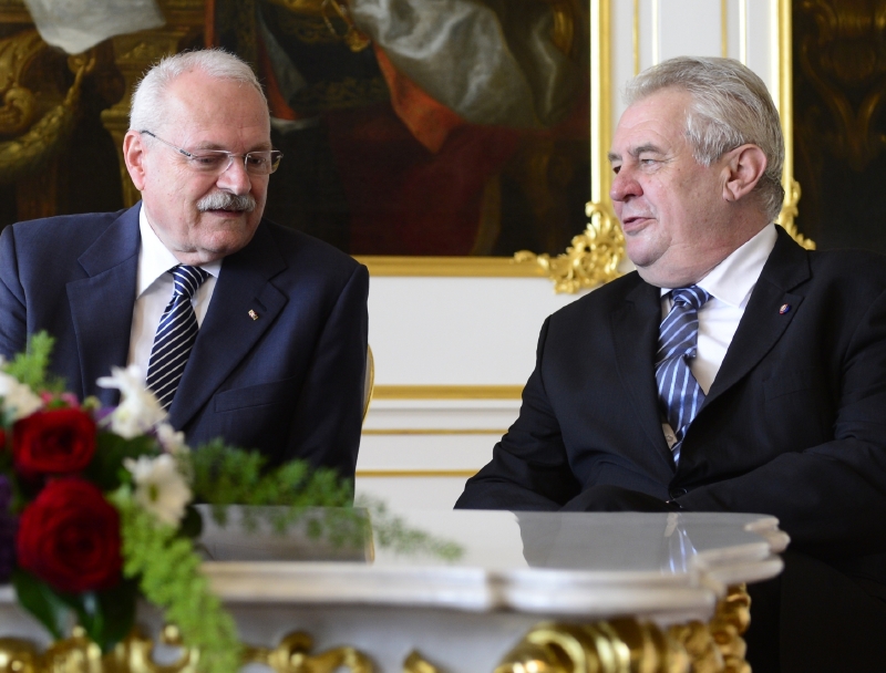 Ivan Gašparovič (vlevo) a Miloš Zeman.