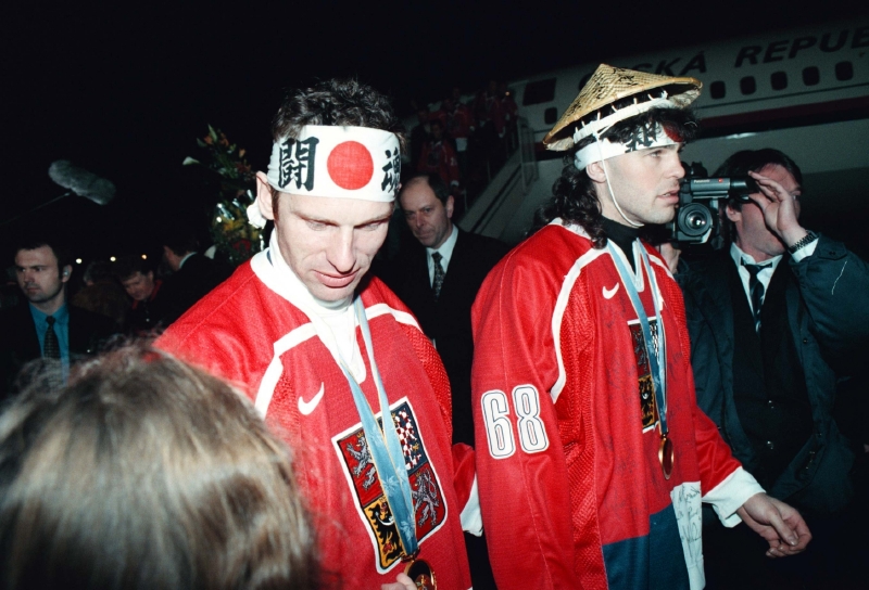 Dominik Hašek (vlevo) a Jaromír Jágr.