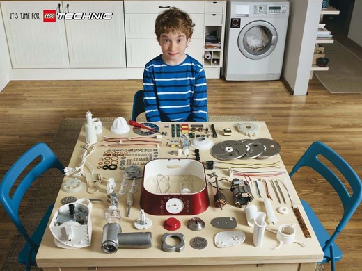 Reklama na Lego Technic.