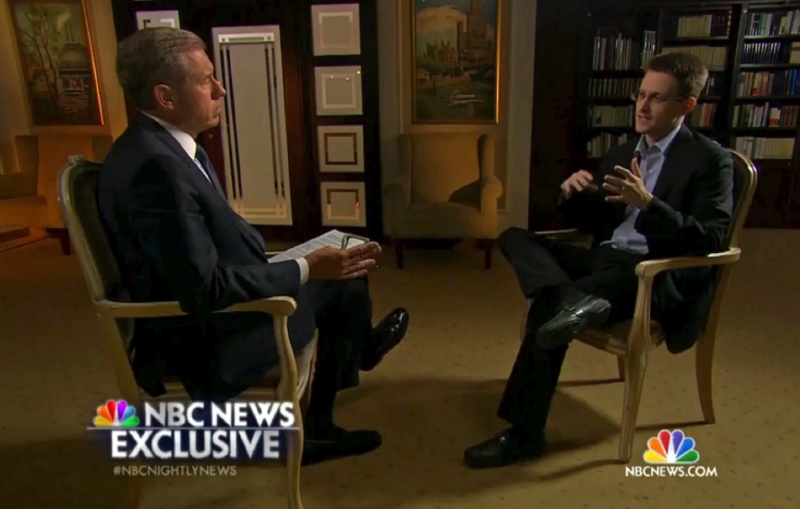 Snowdenovo interview pro NBC. 