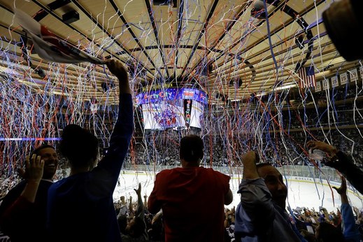 Oslavy v Madison Square Garden.