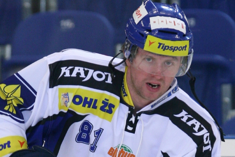 Hokejový útočník Ivan Huml.
