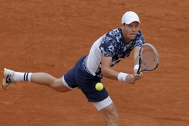 Tomáš Berdych v Paříži postoupil do čtvrtfinále.