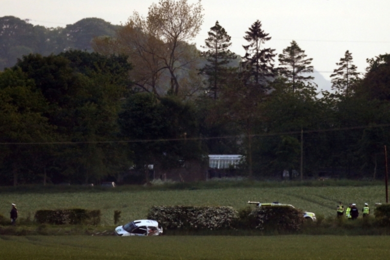 Při Jim Clark Rally vyletělo auto mimo vozovku a usmrtilo tři přihlížející.