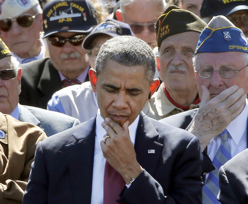 Obama chtěl Putina vyzvat k jednání s novým ukrajinským prezidentem Petrem Porošenkem.
