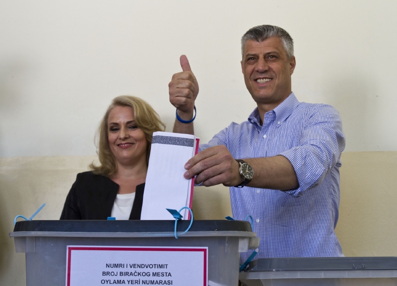 Hashim Thaçi u voleb.
