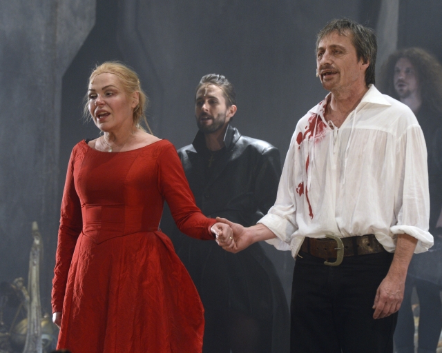 Dagmar Havlová se objeví v dramatu Rod Glembayů. Na snímku coby Roxana ve hře Cyrano z Bergeracu.