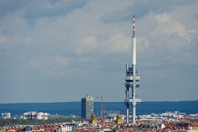 Radiokomunikace mají své datové centrum v prostorách televizního vysílače na pražském Žižkově.