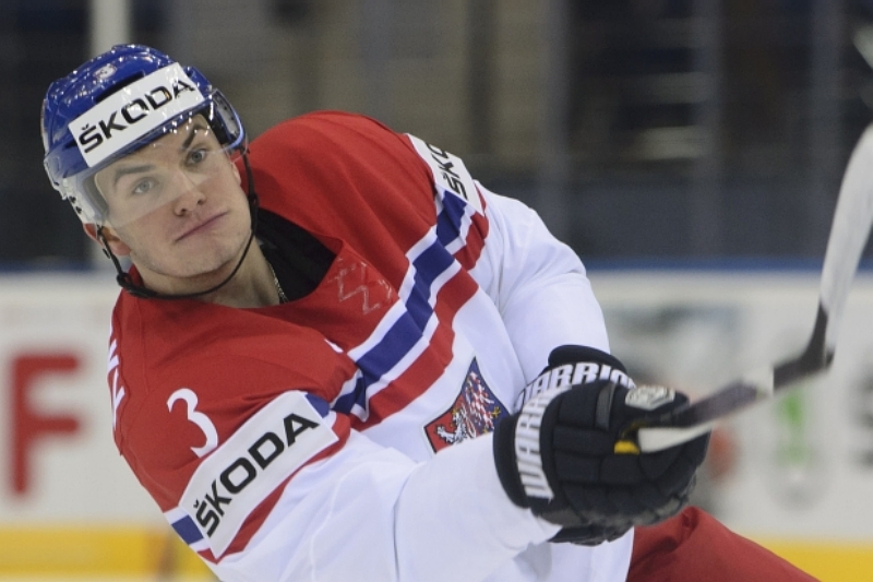 Obránce Petr Zámorský podepsal smlouvu s New York Rangers.