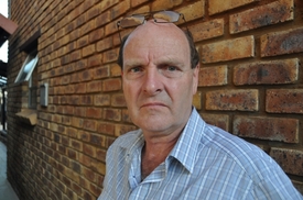 Vyšetřovatel Paul O'Sullivan.