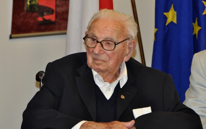 Sir Nicholas Winton.