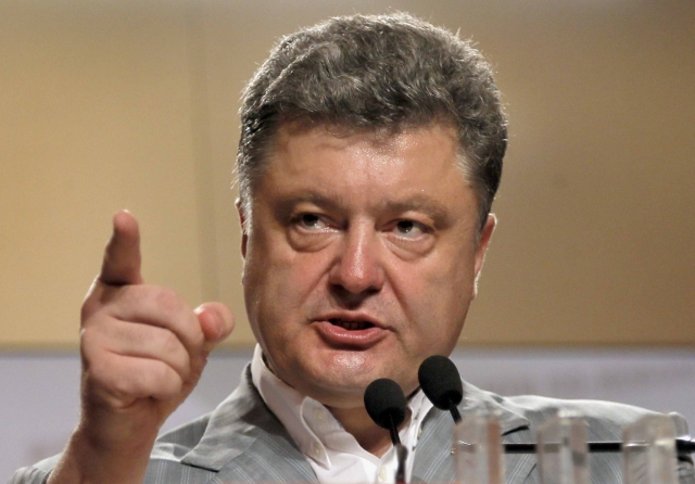 Porošenko oznámil jednostranné příměří.