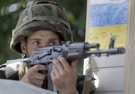 Přerušení palby má prý umožnit, aby separatisté ukončili boje.