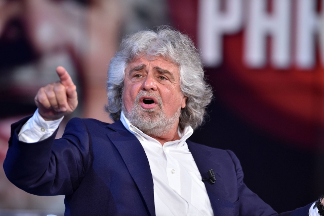 Beppe Grillo už je ochotný spolupracovat s politickým establishmentem.