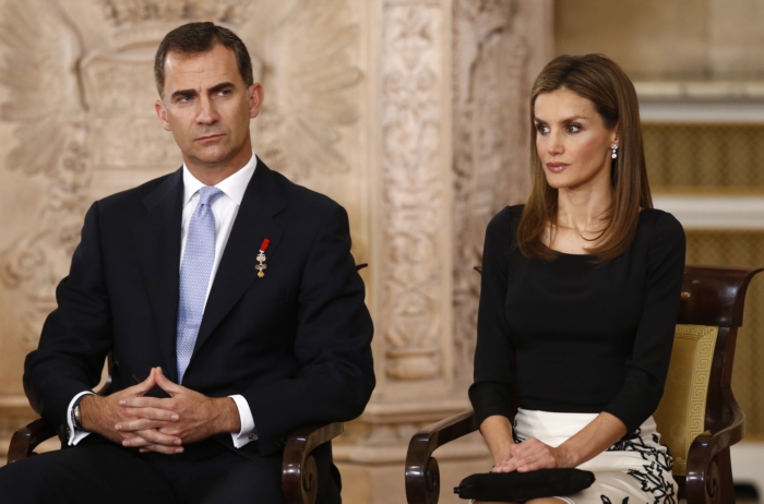 Nový španělský král Felipe VI. se těší popularitě veřejnosti.