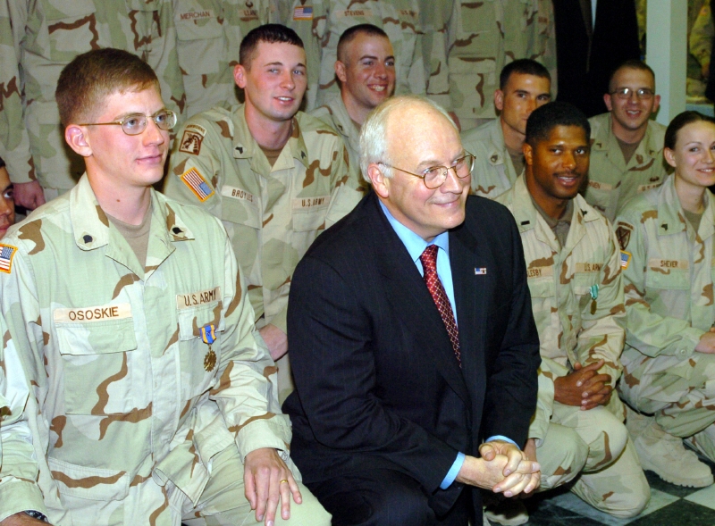 Cheney v Afghánistánu roku 2005.