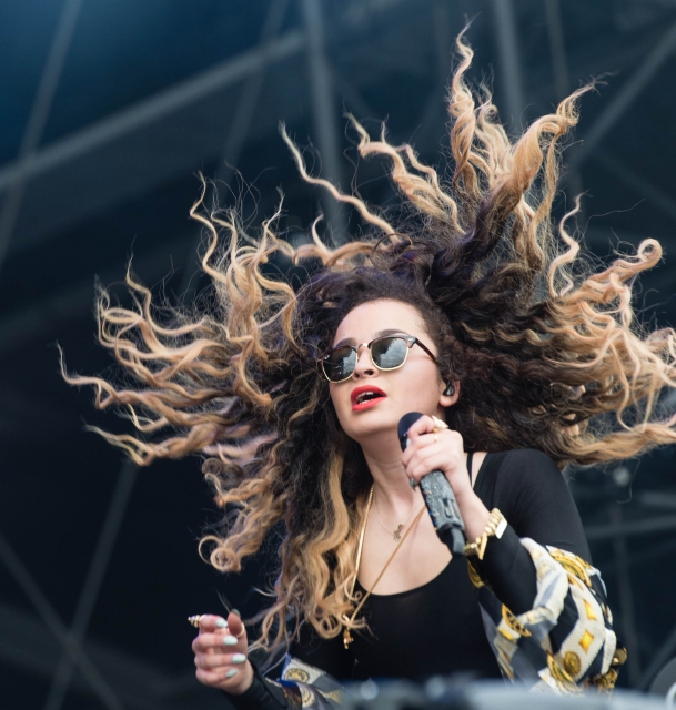 Dvacetiletá britská zpěvačka Ella Eyre patří k hlavním tahákům United Islands.