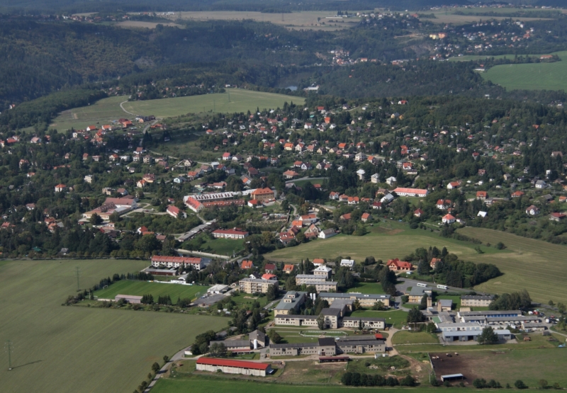 Hradištko (na snímku z roku 2007). Hradištko (na snímku z roku 2007).