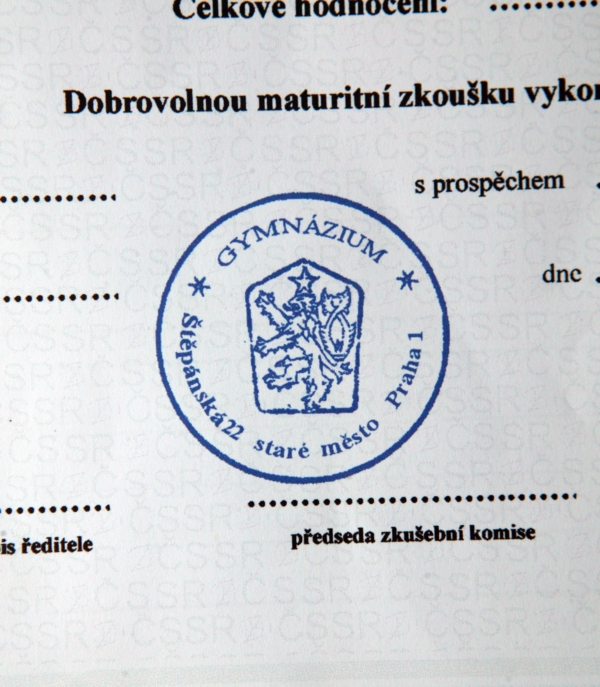 Falešné vysvědčení z roku 2008. Falešné vysvědčení z roku 2008.