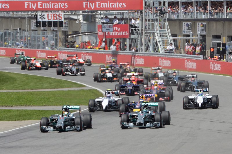 Formule 1 vážně zvažuje, že od příští sezony zavede po každém výjezdu zpomalovacího vozu nový pevný start namísto v současnosti používaného letmého. Formule 1 vážně zvažuje, že od příští sezony zavede po každém výjezdu zpomalovacího vozu nový pevný start namísto v současnosti používaného letmého.