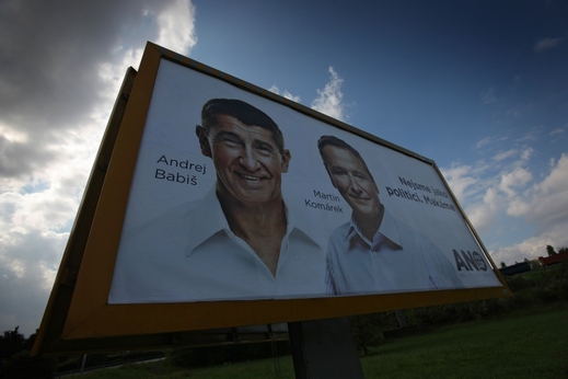 Martin Komárek a Andrej Babiš se svým oblíbeným mottem.