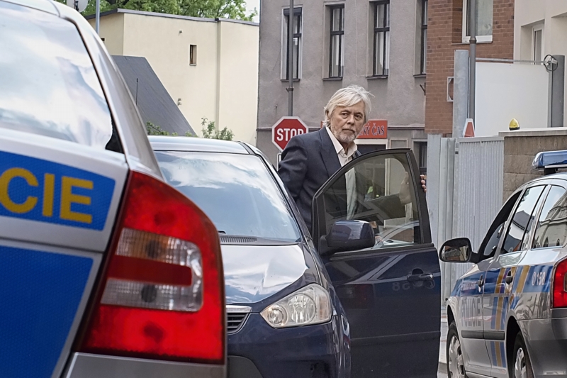 Josef Abrhám hraje jednu z ústředních postav.