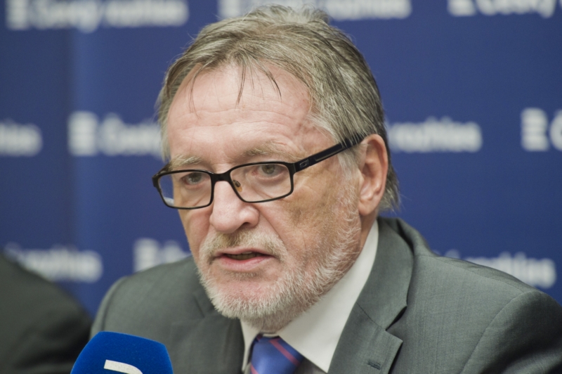 Peter Duhan. Peter Duhan.