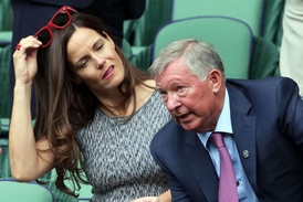 Alex Ferguson sledoval poslední zápas Andyho Murrayho se svou snachou.