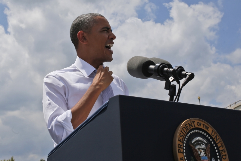 Prezident Barack Obama ocenil vystoupení fotbalistů USA na mistrovství světa v Brazílii. Prezident Barack Obama ocenil vystoupení fotbalistů USA na mistrovství světa v Brazílii.