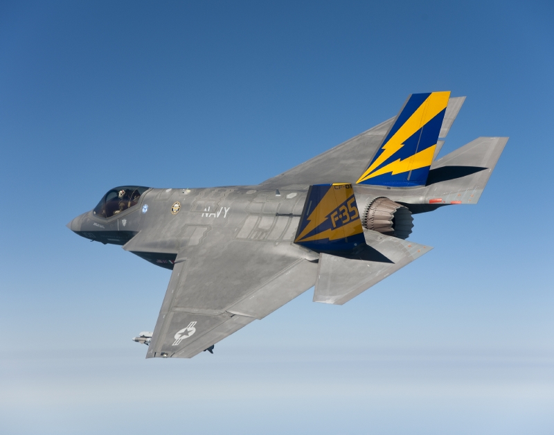 Letouny F-35B začně Británie dostávat až od roku 2018.