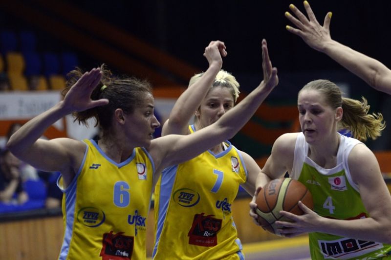 Basketbalistky USK Praha se v Evropské lize utkají utkají ve skupině A s obhájcem titulu Galatasarayem Istanbul. Basketbalistky USK Praha se v Evropské lize utkají utkají ve skupině A s obhájcem titulu Galatasarayem Istanbul.
