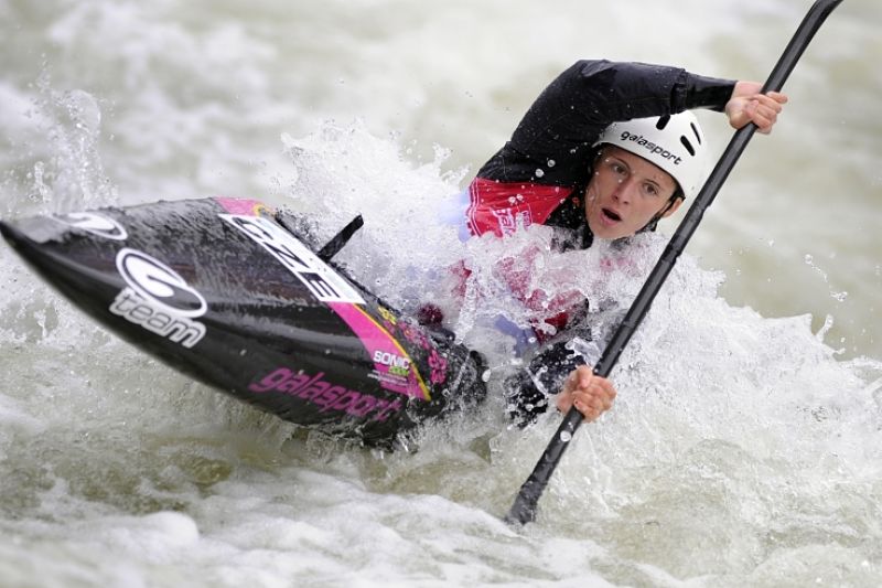 Stříbrnou mediali na ME v kategorii do 23 let vybojovala kajakářka Karolína Galušková. Stříbrnou mediali na ME v kategorii do 23 let vybojovala kajakářka Karolína Galušková.